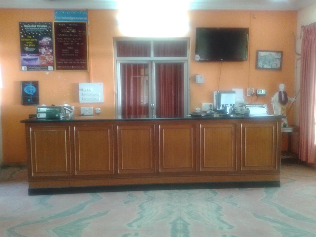 Colva Residency Hotel Exterior photo