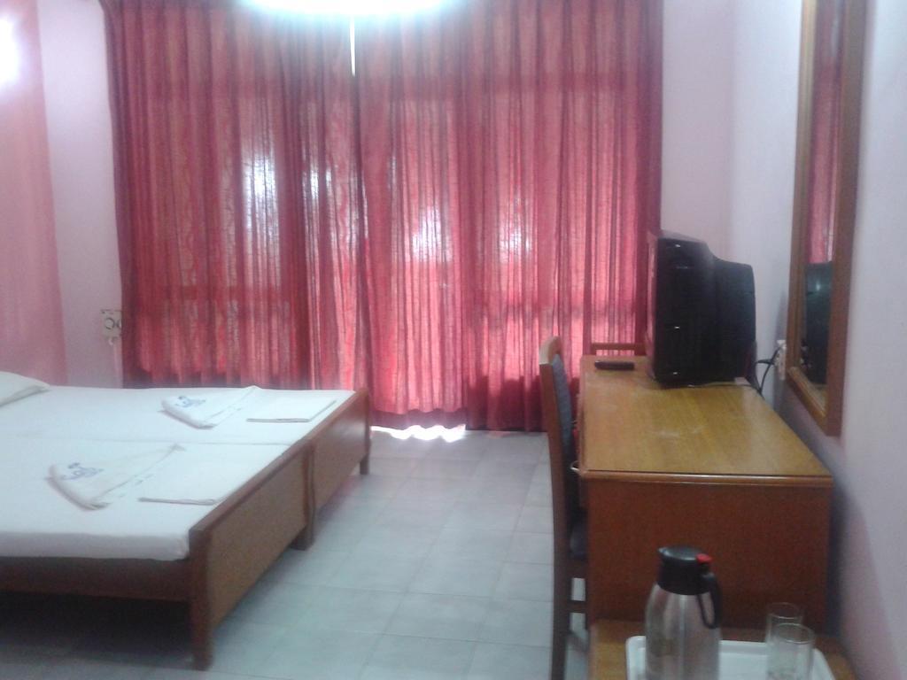 Colva Residency Hotel Room photo