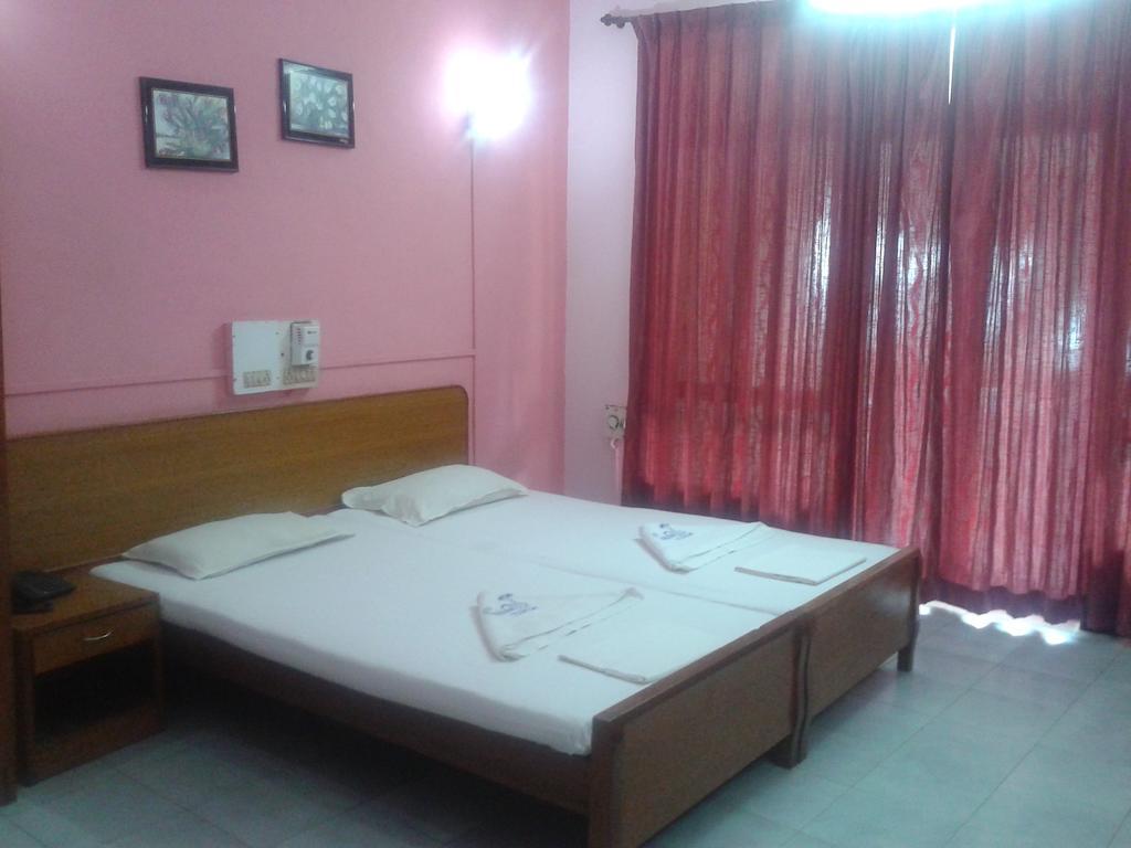 Colva Residency Hotel Room photo