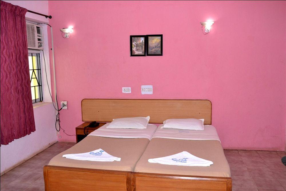 Colva Residency Hotel Exterior photo